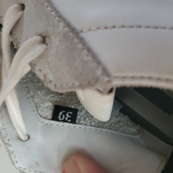 P448 White Leather And Suede Sneakers Womens Size 39 Calf Hair - Picture 10 of 14